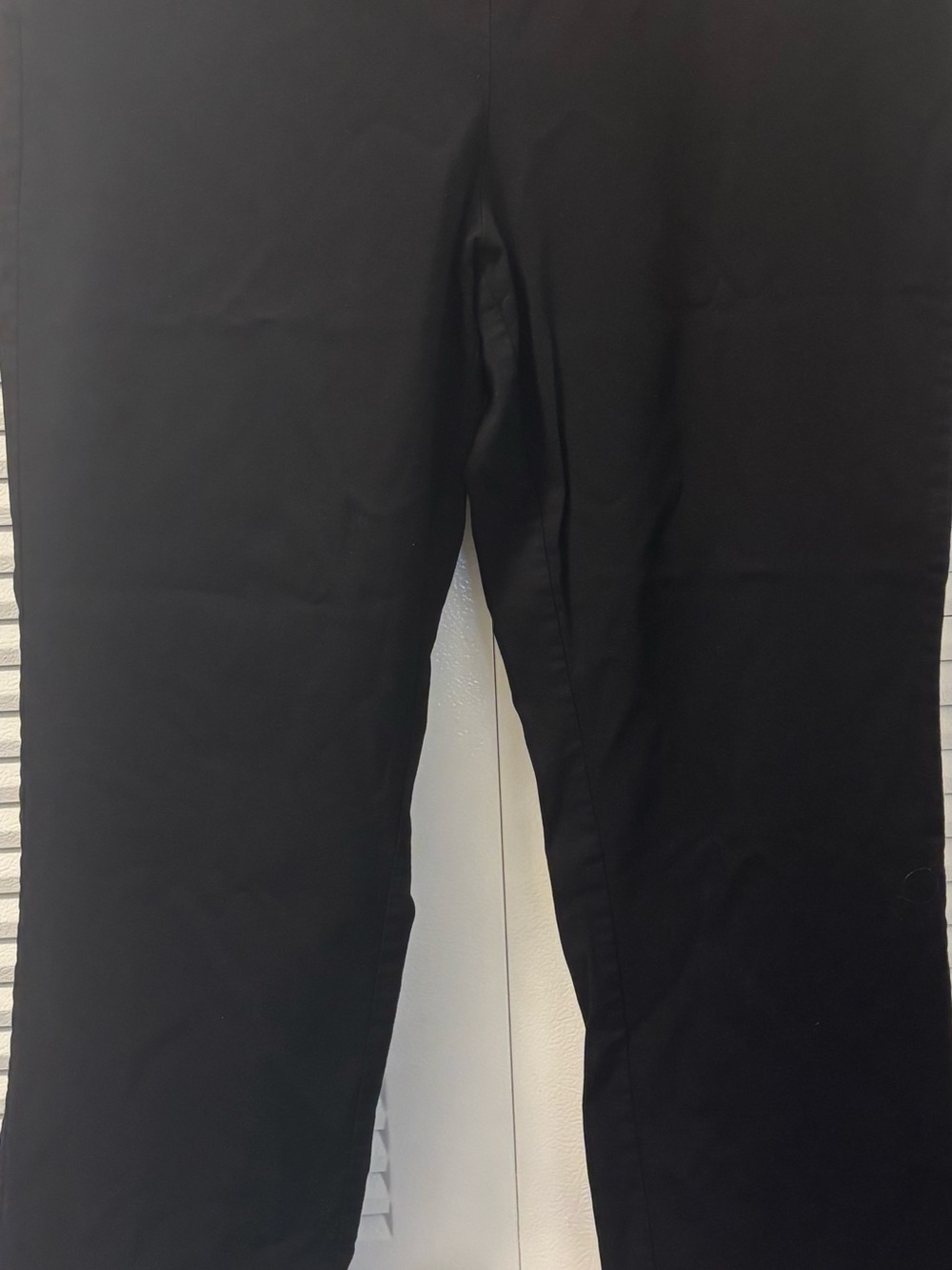 Liz Claiborne Black Straight-Leg Women's Pants